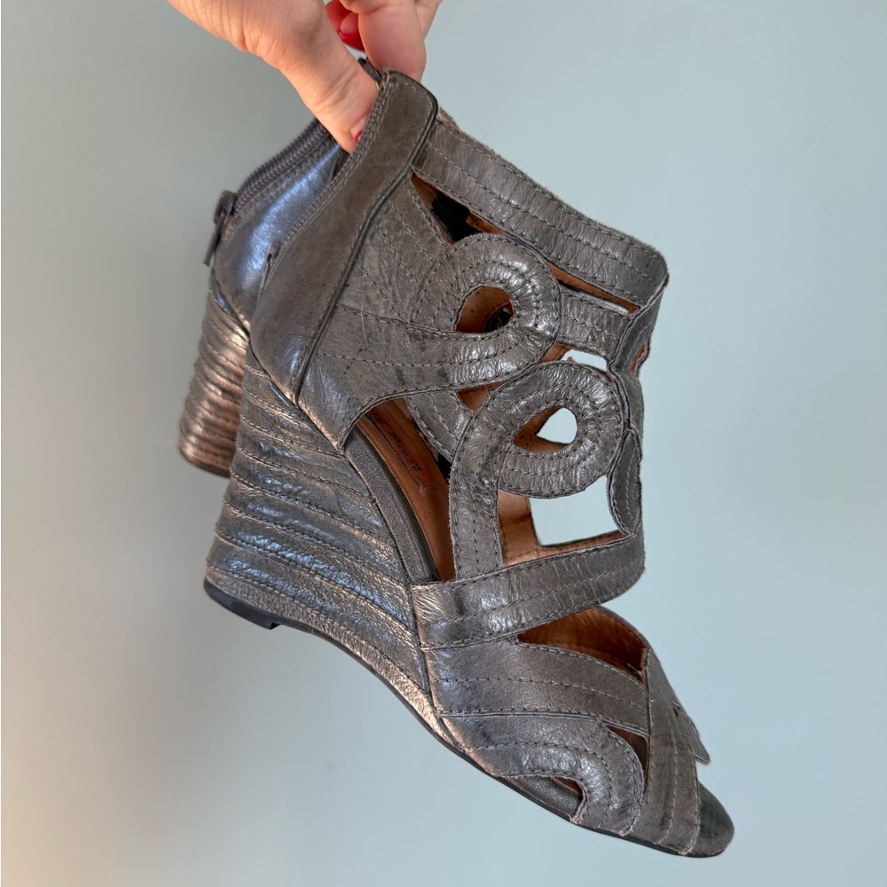 Miz Mooz grey Tia leather wedge US 5.5